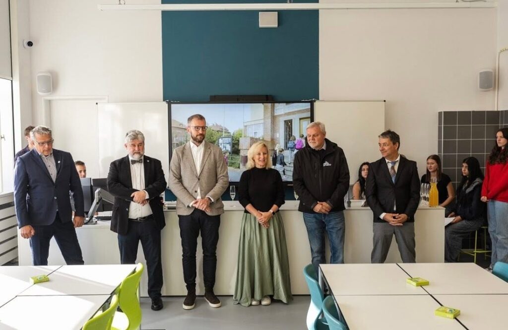 Nová moderní fyzikální učebna na ZŠ Hanspaulka v Praze 6